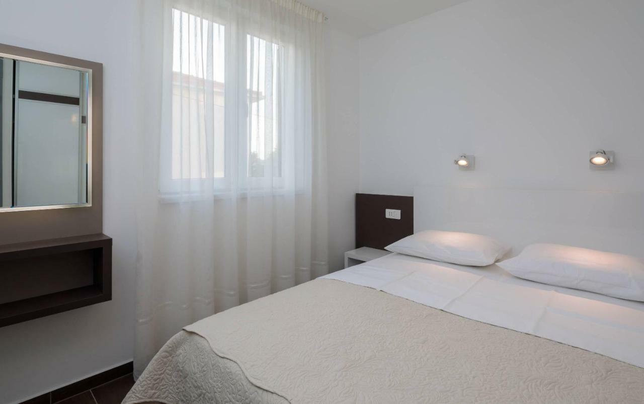 Apartmani Kos D Supetar Exterior foto
